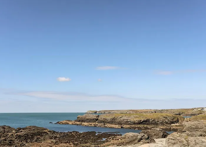 Isallt Cove