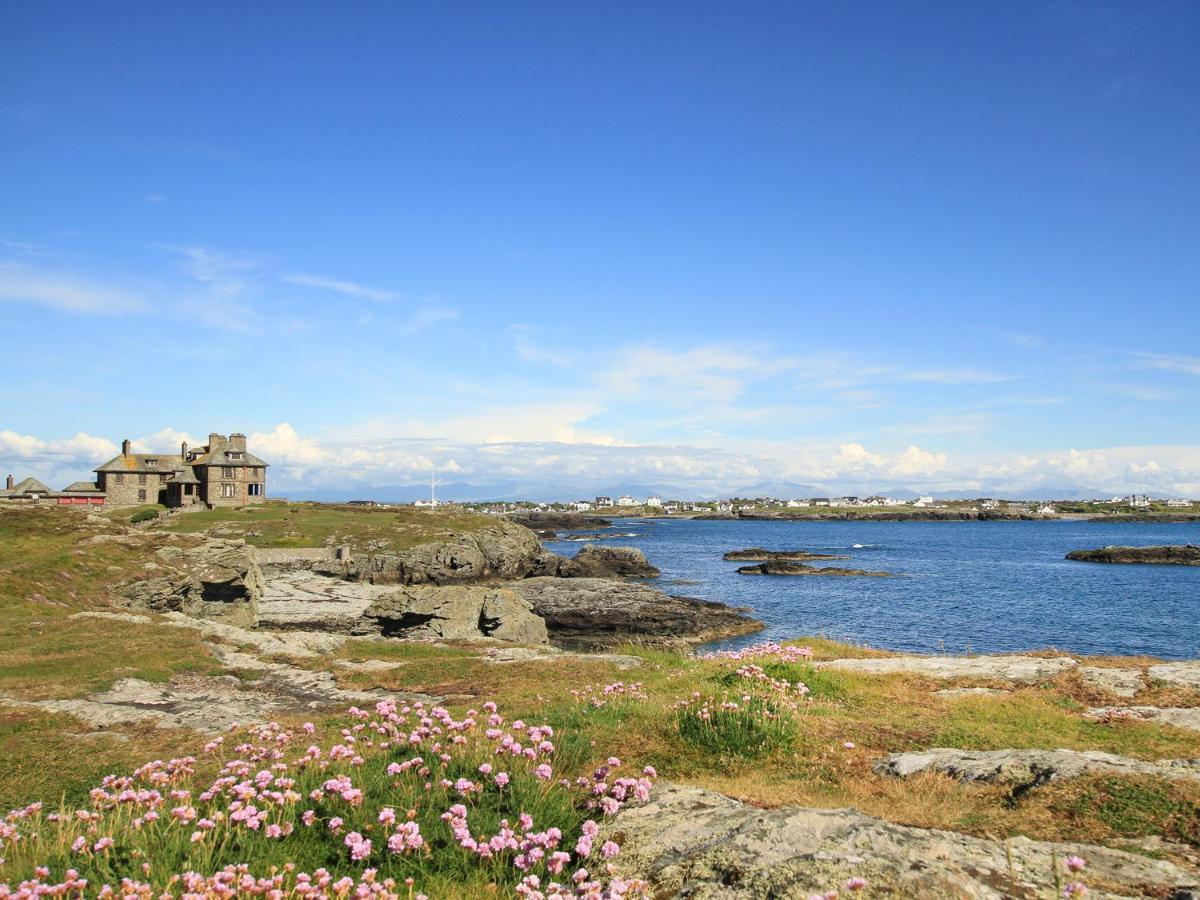Isallt Cove Apartment Trearddur
